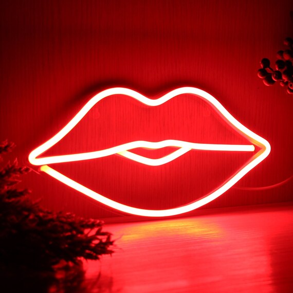 Blog 15 Neón labios